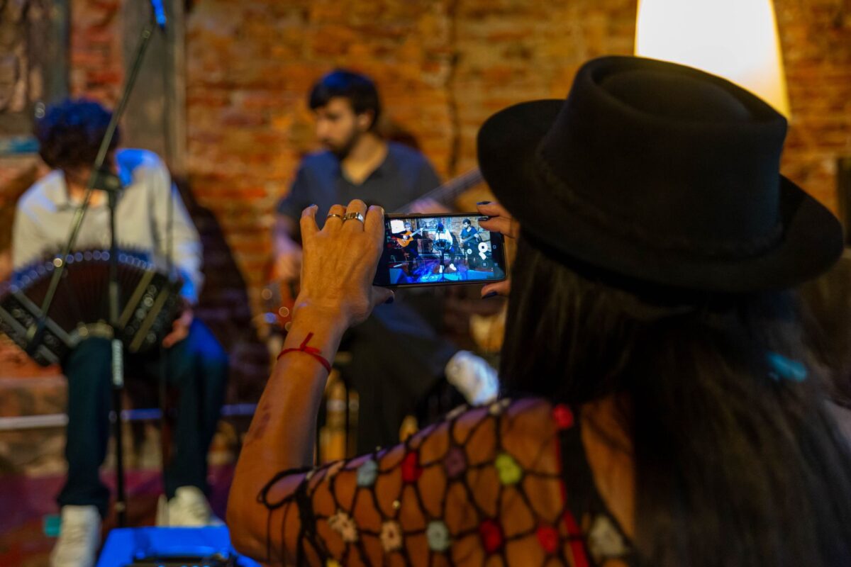 prise main htc photo vidéo performances